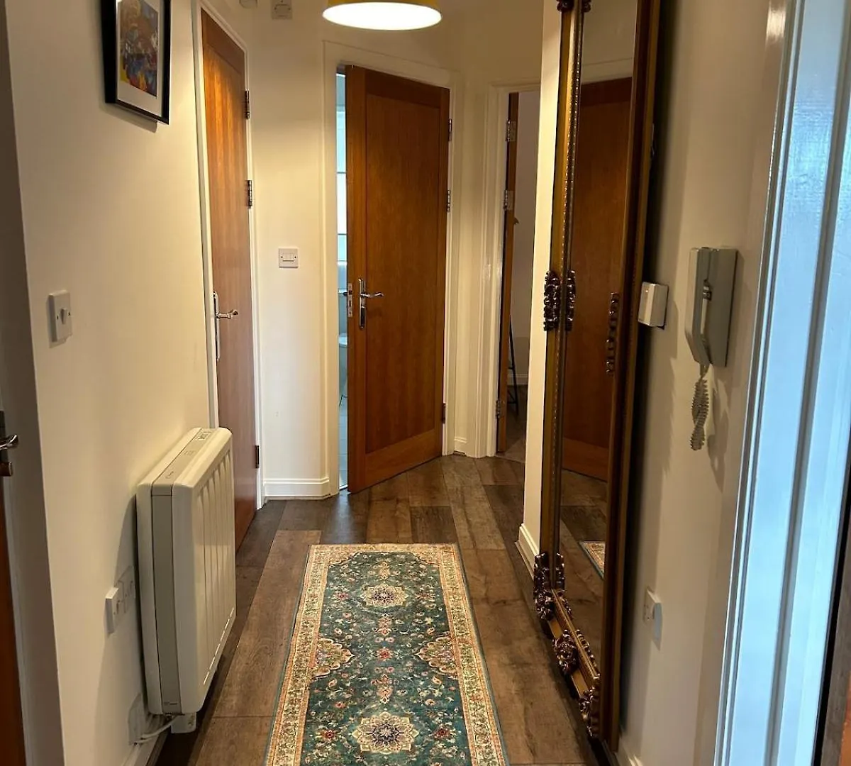 Spacious Waterfront Apartment Cardiff Bay City Centre With Parking 0*,